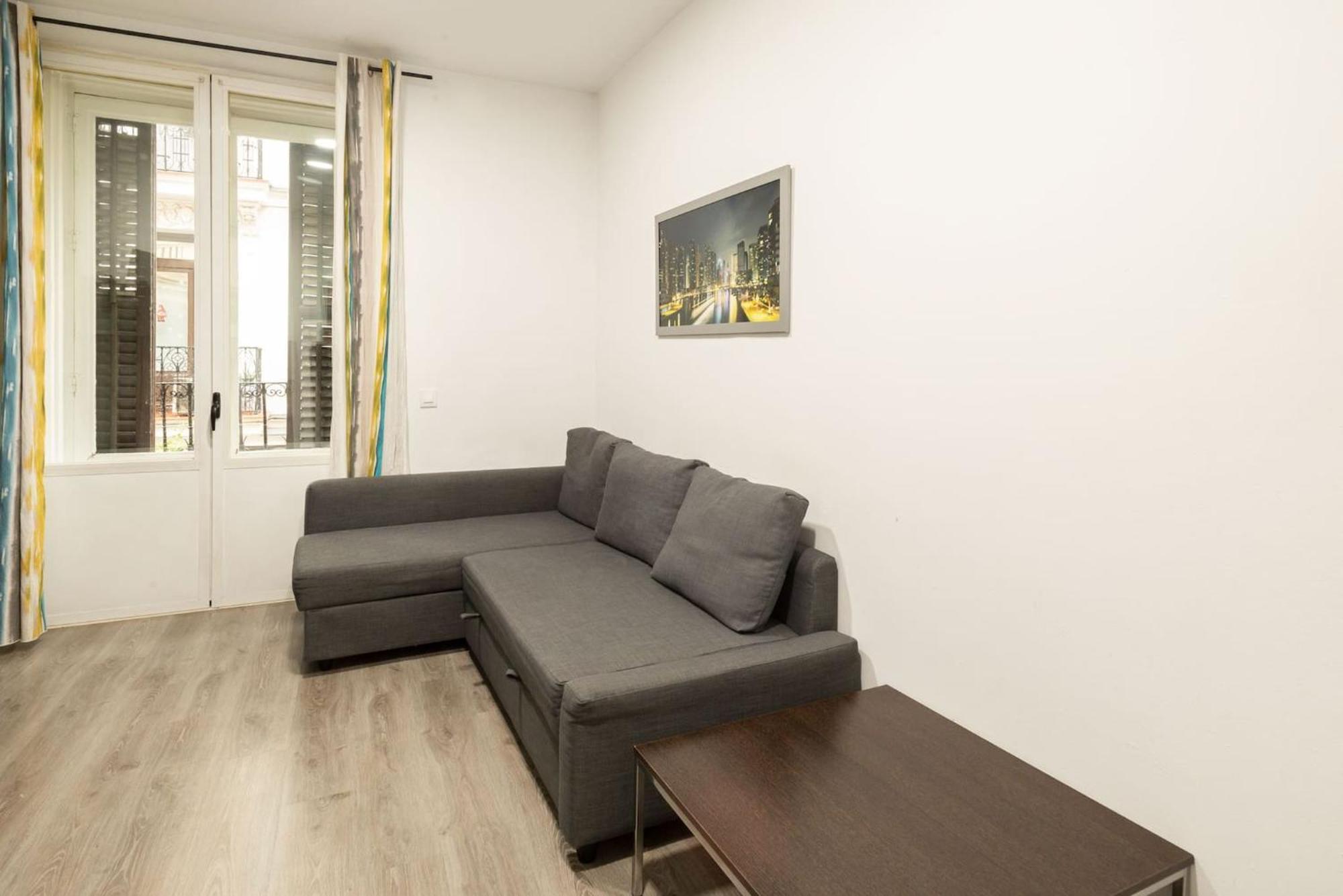 Apartamentos Day Madrid Plaza De Espana Centro Gran Via Sol Malasana Luaran gambar